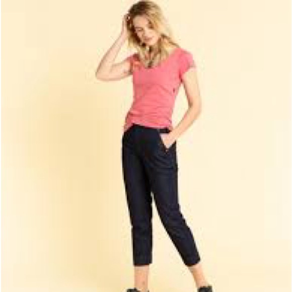 NWT Agnes b Marilyn Pants- Blue Jean Capri length - Picture 2 of 9